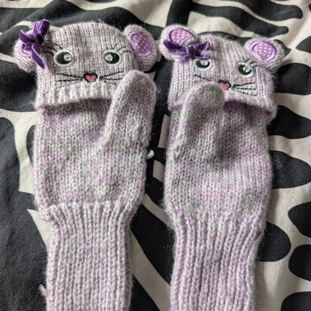 Adorable Purple Knit Mouse Mittens for Kids